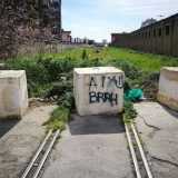 ...che termina su via Oreste Pietro